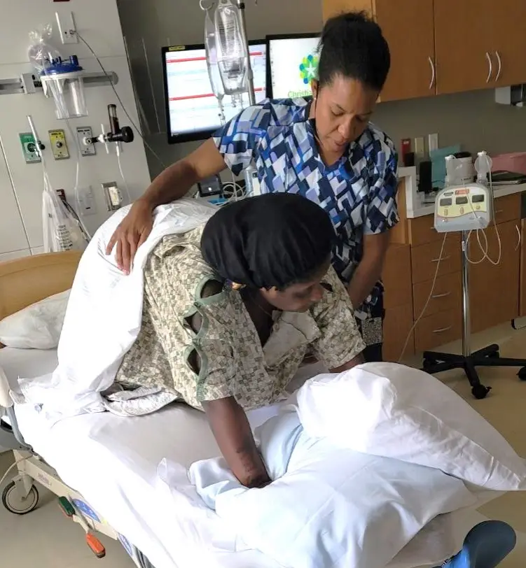  Labor doula services